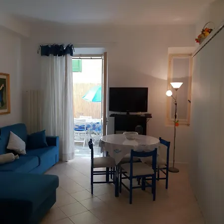 Anna-elena Apartamento *