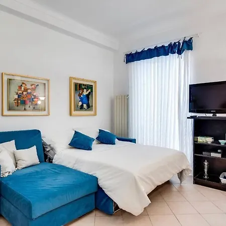 Anna-elena Apartamento Sanremo